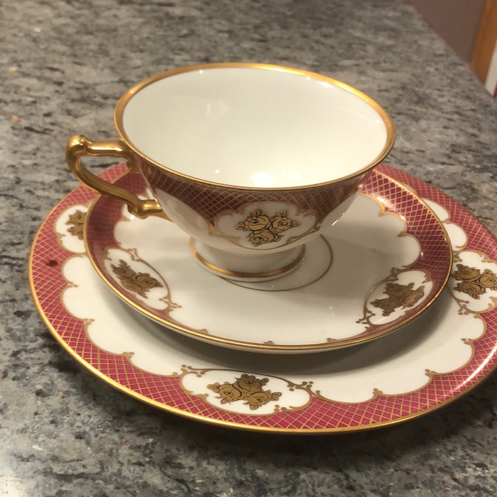 Heinrich tea cut saucer and dessert plate